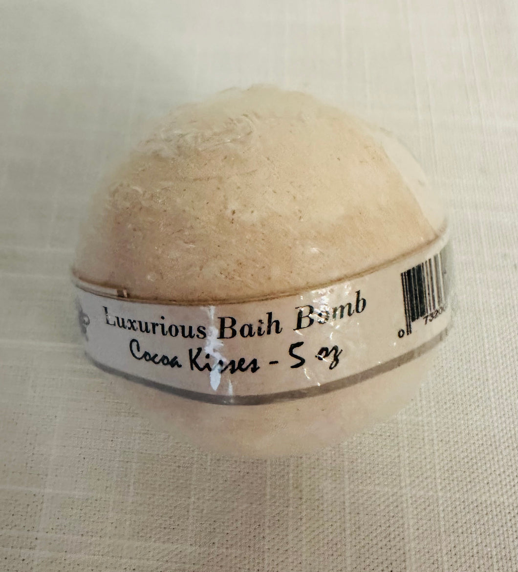 Cocoa Kisses Bath Bomb 5oz.